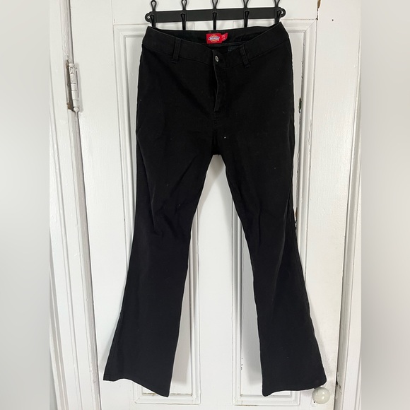 Women’s Dickies - Picture 3 of 8